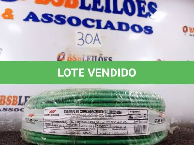 LOTE 030 - 01 ROLO DE CABO FLEXÍVEL 100M 10MM NA COR VERDE.(NO ESTADO) ATENÇÃO! FAZER A VISITAÇÃO ANTES DE ARREMATAR, NÃO SABEMOS SE FUNCIONA. LEILÃO NÃO TEM GARANTIA E NEM DEVOLUÇÃO, SUJEITO A POSSÍVEIS AVARIAS VISÍVEIS/OCULTAS E/OU AUSÊNCIA DE COMPONENTES.