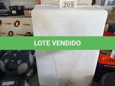 LOTE 209 - 02 RESERVATÓRIOS DE PLÁSTICO. (NO ESTADO) ATENÇÃO! FAZER A VISITAÇÃO ANTES DE ARREMATAR, NÃO SABEMOS SE FUNCIONA. LEILÃO NÃO TEM GARANTIA E NEM DEVOLUÇÃO, SUJEITO A POSSÍVEIS AVARIAS VISÍVEIS/OCULTAS E/OU AUSÊNCIA DE COMPONENTES.