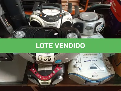 LOTE 189 - 10 APARELHOS DE SOM MARCAS E MODELOS DIVERSOS. (NO ESTADO) ATENÇÃO! FAZER A VISITAÇÃO ANTES DE ARREMATAR, NÃO SABEMOS SE FUNCIONA. LEILÃO NÃO TEM GARANTIA E NEM DEVOLUÇÃO, SUJEITO A POSSÍVEIS AVARIAS VISÍVEIS/OCULTAS E/OU AUSÊNCIA DE COMPONENTES.