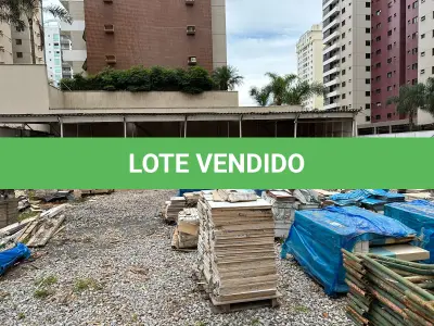 LOTE 383 - ESTRUTURA EM MADEIRA 05 (NO ESTADO)(SÓ PODERÁ RETIRAR 30 DIAS APÓS O TÉRMINO DO LEILÃO)