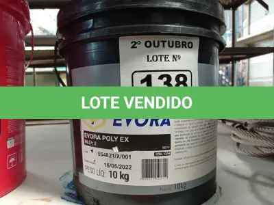 LOTE 138 - 01 BALDE DE GRAXA EVORA POLY EX NLGI:2 COM AVARIAS. (NO ESTADO) ATENÇÃO! FAZER A VISITAÇÃO ANTES DE ARREMATAR, NÃO SABEMOS SE FUNCIONA. LEILÃO NÃO TEM GARANTIA E NEM DEVOLUÇÃO, SUJEITO A POSSÍVEIS AVARIAS VISÍVEIS/OCULTAS E/OU AUSÊNCIA DE COMPONENTES.