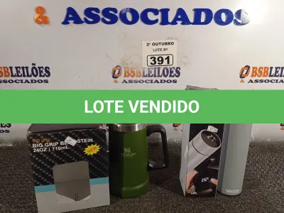 LOTE 391 - 01 KIT COPO + GARRAFA TÉRMICOS. (NO ESTADO) ATENÇÃO! FAZER A VISITAÇÃO ANTES DE ARREMATAR, NÃO SABEMOS SE FUNCIONA. LEILÃO NÃO TEM GARANTIA E NEM DEVOLUÇÃO, SUJEITO A POSSÍVEIS AVARIAS VISÍVEIS/OCULTAS E/OU AUSÊNCIA DE COMPONENTES.