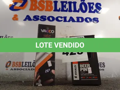 LOTE 423 - 01 KIT COPO + GARRAFA TÉRMICOS. (NO ESTADO) ATENÇÃO! FAZER A VISITAÇÃO ANTES DE ARREMATAR, NÃO SABEMOS SE FUNCIONA. LEILÃO NÃO TEM GARANTIA E NEM DEVOLUÇÃO, SUJEITO A POSSÍVEIS AVARIAS VISÍVEIS/OCULTAS E/OU AUSÊNCIA DE COMPONENTES.