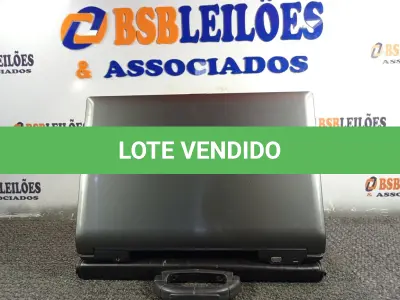 LOTE 448 - 01 NOTEBOOK MARCA ASUS COM PASTA. (NO ESTADO) ATENÇÃO! FAZER A VISITAÇÃO ANTES DE ARREMATAR, NÃO SABEMOS SE FUNCIONA. LEILÃO NÃO TEM GARANTIA E NEM DEVOLUÇÃO, SUJEITO A POSSÍVEIS AVARIAS VISÍVEIS/OCULTAS E/OU AUSÊNCIA DE COMPONENTES.