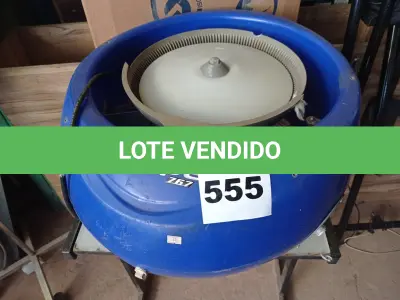 LOTE 555 - 01 VENTILADOR/UMIDIFICADOR DE AR. (NO ESTADO) ATENÇÃO! FAZER A VISITAÇÃO ANTES DE ARREMATAR, NÃO SABEMOS SE FUNCIONA. LEILÃO NÃO TEM GARANTIA E NEM DEVOLUÇÃO, SUJEITO A POSSÍVEIS AVARIAS VISÍVEIS/OCULTAS E/OU AUSÊNCIA DE COMPONENTES.