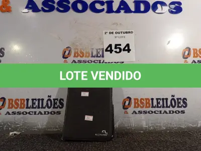 LOTE 454 - 01 TABLET SAMSUNG. (NO ESTADO) ATENÇÃO! FAZER A VISITAÇÃO ANTES DE ARREMATAR, NÃO SABEMOS SE FUNCIONA. LEILÃO NÃO TEM GARANTIA E NEM DEVOLUÇÃO, SUJEITO A POSSÍVEIS AVARIAS VISÍVEIS/OCULTAS E/OU AUSÊNCIA DE COMPONENTES.