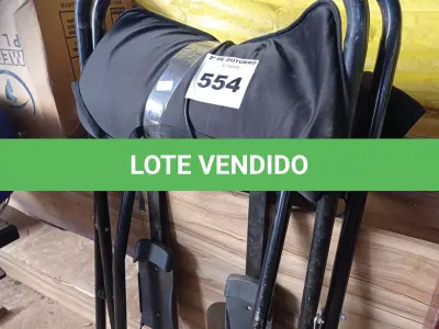 LOTE 554 - 01 APARELHO DE GINASTICA E 01 COLCHÃO MASSAGEADOR COM AVARIAS. (NO ESTADO) ATENÇÃO! FAZER A VISITAÇÃO ANTES DE ARREMATAR, NÃO SABEMOS SE FUNCIONA. LEILÃO NÃO TEM GARANTIA E NEM DEVOLUÇÃO, SUJEITO A POSSÍVEIS AVARIAS VISÍVEIS/OCULTAS E/OU AUSÊNCIA DE COMPONENTES.