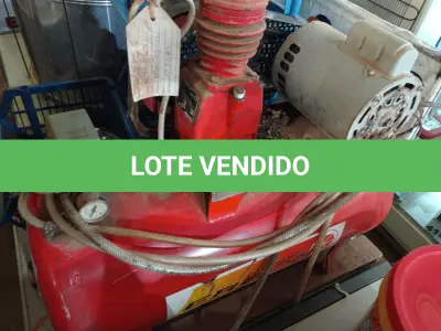 LOTE 470 - 01 COMPRESSOR DE AR COM MOTOR MONOFÁSICO DE 1CV. (NO ESTADO) ATENÇÃO! FAZER A VISITAÇÃO ANTES DE ARREMATAR, NÃO SABEMOS SE FUNCIONA. LEILÃO NÃO TEM GARANTIA E NEM DEVOLUÇÃO, SUJEITO A POSSÍVEIS AVARIAS VISÍVEIS/OCULTAS E/OU AUSÊNCIA DE COMPONENTES.