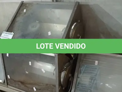 LOTE 617 - 04 LUMINÁRIAS DE PÁTIO. (NO ESTADO) ATENÇÃO! FAZER A VISITAÇÃO ANTES DE ARREMATAR, NÃO SABEMOS SE FUNCIONA. LEILÃO NÃO TEM GARANTIA E NEM DEVOLUÇÃO, SUJEITO A POSSÍVEIS AVARIAS VISÍVEIS/OCULTAS E/OU AUSÊNCIA DE COMPONENTES.