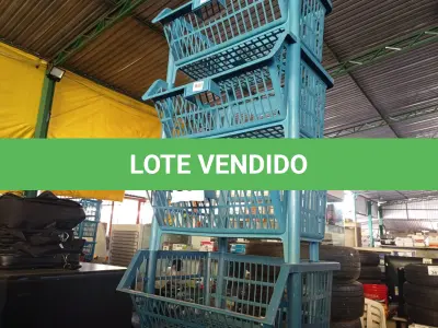 LOTE 537 - 06 CESTOS DE PLÁSTICO. (NO ESTADO) ATENÇÃO! FAZER A VISITAÇÃO ANTES DE ARREMATAR, NÃO SABEMOS SE FUNCIONA. LEILÃO NÃO TEM GARANTIA E NEM DEVOLUÇÃO, SUJEITO A POSSÍVEIS AVARIAS VISÍVEIS/OCULTAS E/OU AUSÊNCIA DE COMPONENTES.