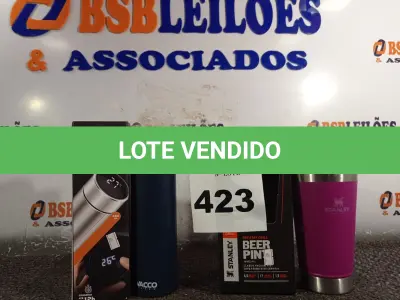 LOTE 423 - 01 KIT COPO + GARRAFA TÉRMICOS. (NO ESTADO) ATENÇÃO! FAZER A VISITAÇÃO ANTES DE ARREMATAR, NÃO SABEMOS SE FUNCIONA. LEILÃO NÃO TEM GARANTIA E NEM DEVOLUÇÃO, SUJEITO A POSSÍVEIS AVARIAS VISÍVEIS/OCULTAS E/OU AUSÊNCIA DE COMPONENTES.