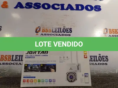 LOTE 389 - 01 CÂMERA FULL COLOR. (NO ESTADO) ATENÇÃO! FAZER A VISITAÇÃO ANTES DE ARREMATAR, NÃO SABEMOS SE FUNCIONA. LEILÃO NÃO TEM GARANTIA E NEM DEVOLUÇÃO, SUJEITO A POSSÍVEIS AVARIAS VISÍVEIS/OCULTAS E/OU AUSÊNCIA DE COMPONENTES.