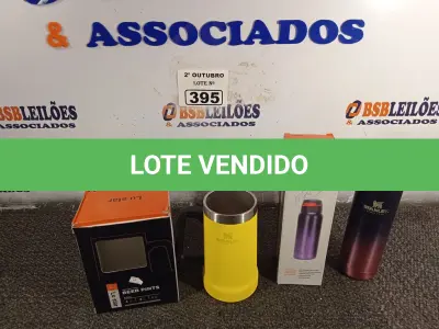 LOTE 395 - 01 KIT COPO + GARRAFA TÉRMICOS. (NO ESTADO) ATENÇÃO! FAZER A VISITAÇÃO ANTES DE ARREMATAR, NÃO SABEMOS SE FUNCIONA. LEILÃO NÃO TEM GARANTIA E NEM DEVOLUÇÃO, SUJEITO A POSSÍVEIS AVARIAS VISÍVEIS/OCULTAS E/OU AUSÊNCIA DE COMPONENTES.