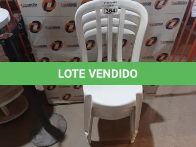 LOTE 364 - 04 CADEIRAS DE PLÁSTICO. (NO ESTADO) ATENÇÃO! FAZER A VISITAÇÃO ANTES DE ARREMATAR, NÃO SABEMOS SE FUNCIONA. LEILÃO NÃO TEM GARANTIA E NEM DEVOLUÇÃO, SUJEITO A POSSÍVEIS AVARIAS VISÍVEIS/OCULTAS E/OU AUSÊNCIA DE COMPONENTES.