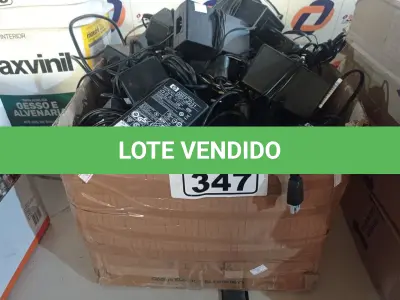 LOTE 347 - 01 LOTE COM VÁRIAS FONTES MARCAS E MODELOS DIVERSOS. (NO ESTADO) ATENÇÃO! FAZER A VISITAÇÃO ANTES DE ARREMATAR, NÃO SABEMOS SE FUNCIONA. LEILÃO NÃO TEM GARANTIA E NEM DEVOLUÇÃO, SUJEITO A POSSÍVEIS AVARIAS VISÍVEIS/OCULTAS E/OU AUSÊNCIA DE COMPONENTES.