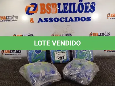 LOTE 298 - 10 PACOTES DE LUVAS DE LÁTEX TAMANHO “P”. (NO ESTADO) ATENÇÃO! FAZER A VISITAÇÃO ANTES DE ARREMATAR, NÃO SABEMOS SE FUNCIONA. LEILÃO NÃO TEM GARANTIA E NEM DEVOLUÇÃO, SUJEITO A POSSÍVEIS AVARIAS VISÍVEIS/OCULTAS E/OU AUSÊNCIA DE COMPONENTES.