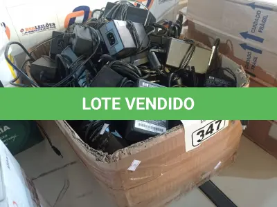LOTE 347 - 01 LOTE COM VÁRIAS FONTES MARCAS E MODELOS DIVERSOS. (NO ESTADO) ATENÇÃO! FAZER A VISITAÇÃO ANTES DE ARREMATAR, NÃO SABEMOS SE FUNCIONA. LEILÃO NÃO TEM GARANTIA E NEM DEVOLUÇÃO, SUJEITO A POSSÍVEIS AVARIAS VISÍVEIS/OCULTAS E/OU AUSÊNCIA DE COMPONENTES.