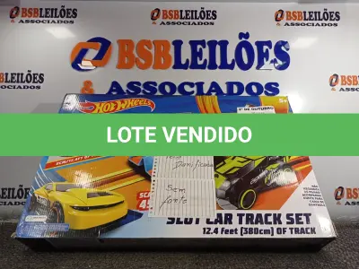 LOTE 457 - 01 PISTA HOT WHEELS. (NO ESTADO) ATENÇÃO! FAZER A VISITAÇÃO ANTES DE ARREMATAR, NÃO SABEMOS SE FUNCIONA. LEILÃO NÃO TEM GARANTIA E NEM DEVOLUÇÃO, SUJEITO A POSSÍVEIS AVARIAS VISÍVEIS/OCULTAS E/OU AUSÊNCIA DE COMPONENTES.