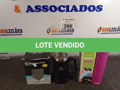 LOTE 398 - 01 KIT COPO + GARRAFA TÉRMICOS. (NO ESTADO) ATENÇÃO! FAZER A VISITAÇÃO ANTES DE ARREMATAR, NÃO SABEMOS SE FUNCIONA. LEILÃO NÃO TEM GARANTIA E NEM DEVOLUÇÃO, SUJEITO A POSSÍVEIS AVARIAS VISÍVEIS/OCULTAS E/OU AUSÊNCIA DE COMPONENTES.