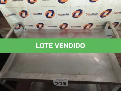 LOTE 539 - 01 CARRINHO EM AÇO INOX. (NO ESTADO) ATENÇÃO! FAZER A VISITAÇÃO ANTES DE ARREMATAR, NÃO SABEMOS SE FUNCIONA. LEILÃO NÃO TEM GARANTIA E NEM DEVOLUÇÃO, SUJEITO A POSSÍVEIS AVARIAS VISÍVEIS/OCULTAS E/OU AUSÊNCIA DE COMPONENTES.