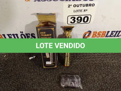 LOTE 390 - 01 MÁQUINA DE CORTAR CABELO. (NO ESTADO) ATENÇÃO! FAZER A VISITAÇÃO ANTES DE ARREMATAR, NÃO SABEMOS SE FUNCIONA. LEILÃO NÃO TEM GARANTIA E NEM DEVOLUÇÃO, SUJEITO A POSSÍVEIS AVARIAS VISÍVEIS/OCULTAS E/OU AUSÊNCIA DE COMPONENTES.