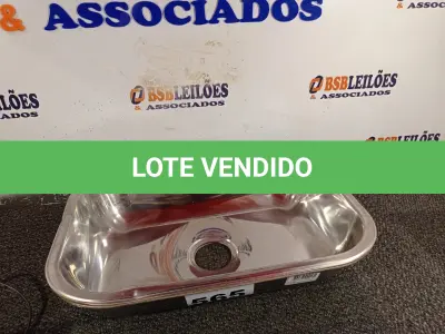 LOTE 565 - 03 CUBAS PARA PIA EM INOX. (NO ESTADO) ATENÇÃO! FAZER A VISITAÇÃO ANTES DE ARREMATAR, NÃO SABEMOS SE FUNCIONA. LEILÃO NÃO TEM GARANTIA E NEM DEVOLUÇÃO, SUJEITO A POSSÍVEIS AVARIAS VISÍVEIS/OCULTAS E/OU AUSÊNCIA DE COMPONENTES.
