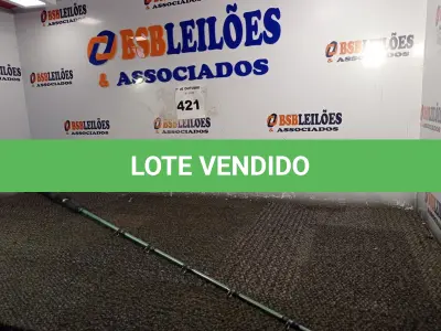 LOTE 421 - 01 VARA DE PESCA GRANDE. (NO ESTADO) ATENÇÃO! FAZER A VISITAÇÃO ANTES DE ARREMATAR, NÃO SABEMOS SE FUNCIONA. LEILÃO NÃO TEM GARANTIA E NEM DEVOLUÇÃO, SUJEITO A POSSÍVEIS AVARIAS VISÍVEIS/OCULTAS E/OU AUSÊNCIA DE COMPONENTES.