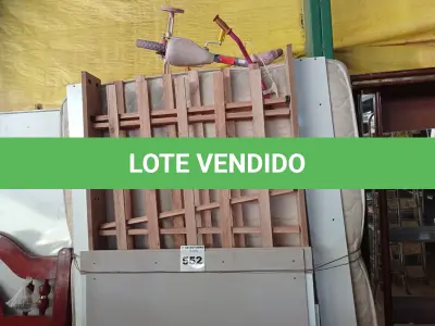 LOTE 552 - 01 CAMA BOX, 01 CAMA INFANTIL E 01 BICICLETA INFANTIL. (NO ESTADO) ATENÇÃO! FAZER A VISITAÇÃO ANTES DE ARREMATAR, NÃO SABEMOS SE FUNCIONA. LEILÃO NÃO TEM GARANTIA E NEM DEVOLUÇÃO, SUJEITO A POSSÍVEIS AVARIAS VISÍVEIS/OCULTAS E/OU AUSÊNCIA DE COMPONENTES.