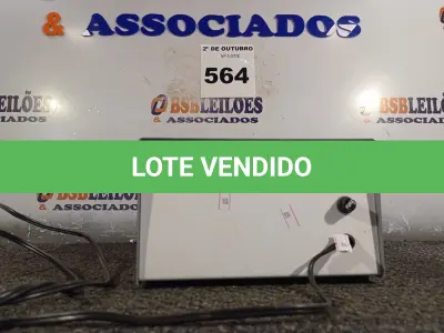 LOTE 564 - 01 FONTE DE ALIMENTAÇÃO 12V 5 AMPERES. (NO ESTADO) ATENÇÃO! FAZER A VISITAÇÃO ANTES DE ARREMATAR, NÃO SABEMOS SE FUNCIONA. LEILÃO NÃO TEM GARANTIA E NEM DEVOLUÇÃO, SUJEITO A POSSÍVEIS AVARIAS VISÍVEIS/OCULTAS E/OU AUSÊNCIA DE COMPONENTES.