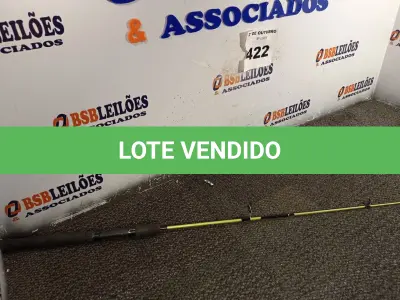LOTE 422 - 01 VARA DE PESCA PEQUENA. (NO ESTADO) ATENÇÃO! FAZER A VISITAÇÃO ANTES DE ARREMATAR, NÃO SABEMOS SE FUNCIONA. LEILÃO NÃO TEM GARANTIA E NEM DEVOLUÇÃO, SUJEITO A POSSÍVEIS AVARIAS VISÍVEIS/OCULTAS E/OU AUSÊNCIA DE COMPONENTES.