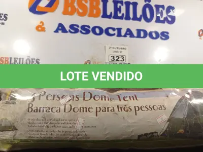 LOTE 323 - 01 BARRACA DE CAMPING MODELO IGLU PARA 03 PESSOAS. (NO ESTADO) ATENÇÃO! FAZER A VISITAÇÃO ANTES DE ARREMATAR, NÃO SABEMOS SE FUNCIONA. LEILÃO NÃO TEM GARANTIA E NEM DEVOLUÇÃO, SUJEITO A POSSÍVEIS AVARIAS VISÍVEIS/OCULTAS E/OU AUSÊNCIA DE COMPONENTES.
