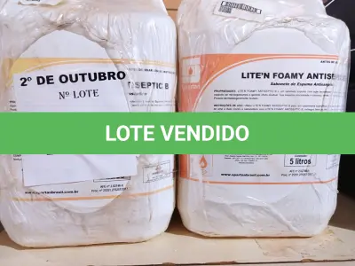 LOTE 493 - 20 LITROS DE SABONETE DE ESPUMA ANTISSÉPTICO. (NO ESTADO) ATENÇÃO! FAZER A VISITAÇÃO ANTES DE ARREMATAR, NÃO SABEMOS SE FUNCIONA. LEILÃO NÃO TEM GARANTIA E NEM DEVOLUÇÃO, SUJEITO A POSSÍVEIS AVARIAS VISÍVEIS/OCULTAS E/OU AUSÊNCIA DE COMPONENTES.