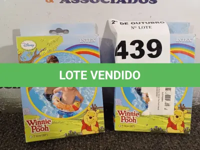 LOTE 439 - 02 BOIAS INFANTIS. (NO ESTADO) ATENÇÃO! FAZER A VISITAÇÃO ANTES DE ARREMATAR, NÃO SABEMOS SE FUNCIONA. LEILÃO NÃO TEM GARANTIA E NEM DEVOLUÇÃO, SUJEITO A POSSÍVEIS AVARIAS VISÍVEIS/OCULTAS E/OU AUSÊNCIA DE COMPONENTES.
