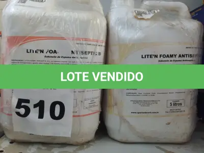 LOTE 510 - 20 LITROS DE SABONETE DE ESPUMA ANTISSÉPTICO. (NO ESTADO) ATENÇÃO! FAZER A VISITAÇÃO ANTES DE ARREMATAR, NÃO SABEMOS SE FUNCIONA. LEILÃO NÃO TEM GARANTIA E NEM DEVOLUÇÃO, SUJEITO A POSSÍVEIS AVARIAS VISÍVEIS/OCULTAS E/OU AUSÊNCIA DE COMPONENTES.