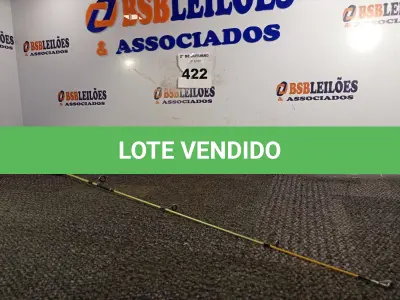 LOTE 422 - 01 VARA DE PESCA PEQUENA. (NO ESTADO) ATENÇÃO! FAZER A VISITAÇÃO ANTES DE ARREMATAR, NÃO SABEMOS SE FUNCIONA. LEILÃO NÃO TEM GARANTIA E NEM DEVOLUÇÃO, SUJEITO A POSSÍVEIS AVARIAS VISÍVEIS/OCULTAS E/OU AUSÊNCIA DE COMPONENTES.