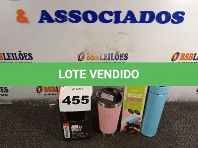 LOTE 455 - 01 KIT COPO + GARRAFA TÉRMICOS. (NO ESTADO) ATENÇÃO! FAZER A VISITAÇÃO ANTES DE ARREMATAR, NÃO SABEMOS SE FUNCIONA. LEILÃO NÃO TEM GARANTIA E NEM DEVOLUÇÃO, SUJEITO A POSSÍVEIS AVARIAS VISÍVEIS/OCULTAS E/OU AUSÊNCIA DE COMPONENTES.