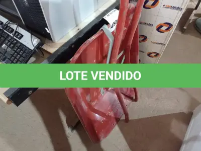 LOTE 490 - 03 PEÇAS PARA CARRINHO DE MÃO. (NO ESTADO) ATENÇÃO! FAZER A VISITAÇÃO ANTES DE ARREMATAR, NÃO SABEMOS SE FUNCIONA. LEILÃO NÃO TEM GARANTIA E NEM DEVOLUÇÃO, SUJEITO A POSSÍVEIS AVARIAS VISÍVEIS/OCULTAS E/OU AUSÊNCIA DE COMPONENTES.