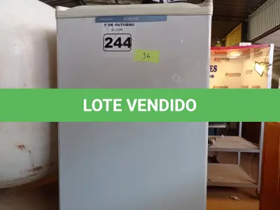 LOTE 244 - 01 FREEZER VERTICAL MARCA CÔNSUL 220V. (NO ESTADO) ATENÇÃO! FAZER A VISITAÇÃO ANTES DE ARREMATAR, NÃO SABEMOS SE FUNCIONA. LEILÃO NÃO TEM GARANTIA E NEM DEVOLUÇÃO, SUJEITO A POSSÍVEIS AVARIAS VISÍVEIS/OCULTAS E/OU AUSÊNCIA DE COMPONENTES.