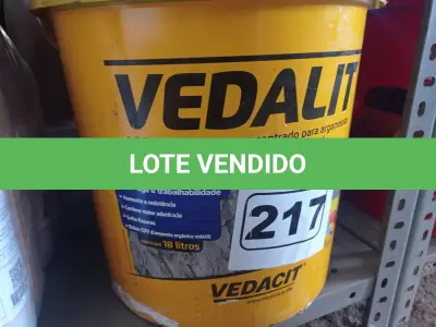 LOTE 217 - 01 BALDE DE VEDALIT, ADITIVO PLASTIFICANTE CONCENTRADO PARA ARGAMASSAS DE ASSENTAMENTO E REBOCO CONVENCIONAL 18L. (NO ESTADO) ATENÇÃO! FAZER A VISITAÇÃO ANTES DE ARREMATAR, NÃO SABEMOS SE FUNCIONA. LEILÃO NÃO TEM GARANTIA E NEM DEVOLUÇÃO, SUJEITO A POSSÍVEIS AVARIAS VISÍVEIS/OCULTAS E/OU AUSÊNCIA DE COMPONENTES.