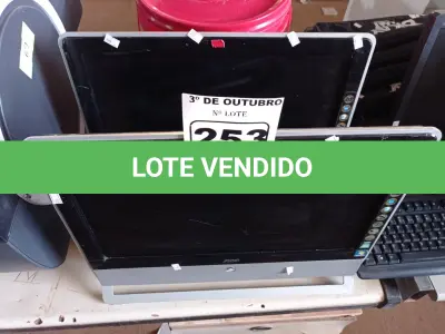 LOTE 253 - 02 COMPUTADORES ALL IN ONE MARCAS E MODELOS DIVERSOS. (NO ESTADO) ATENÇÃO! FAZER A VISITAÇÃO ANTES DE ARREMATAR, NÃO SABEMOS SE FUNCIONA. LEILÃO NÃO TEM GARANTIA E NEM DEVOLUÇÃO, SUJEITO A POSSÍVEIS AVARIAS VISÍVEIS/OCULTAS E/OU AUSÊNCIA DE COMPONENTES.