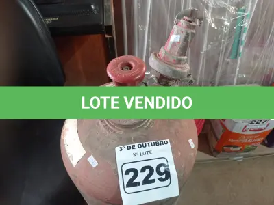 LOTE 229 - 01 CILINDRO DE GÁS ACETILENO “VAZIO”. (NO ESTADO) ATENÇÃO! FAZER A VISITAÇÃO ANTES DE ARREMATAR, NÃO SABEMOS SE FUNCIONA. LEILÃO NÃO TEM GARANTIA E NEM DEVOLUÇÃO, SUJEITO A POSSÍVEIS AVARIAS VISÍVEIS/OCULTAS E/OU AUSÊNCIA DE COMPONENTES.