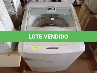 LOTE 259 - 01 LAVADORA MARCA BRASTEMP 220V. (NO ESTADO) ATENÇÃO! FAZER A VISITAÇÃO ANTES DE ARREMATAR, NÃO SABEMOS SE FUNCIONA. LEILÃO NÃO TEM GARANTIA E NEM DEVOLUÇÃO, SUJEITO A POSSÍVEIS AVARIAS VISÍVEIS/OCULTAS E/OU AUSÊNCIA DE COMPONENTES.