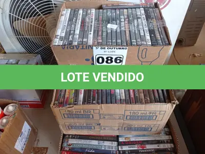 LOTE 086 - 01 LOTE COM GRANDE QUANTIDADE DE DVD’S TÍTULOS DIVERSOS. (NO ESTADO) ATENÇÃO! FAZER A VISITAÇÃO ANTES DE ARREMATAR, NÃO SABEMOS SE FUNCIONA. LEILÃO NÃO TEM GARANTIA E NEM DEVOLUÇÃO, SUJEITO A POSSÍVEIS AVARIAS VISÍVEIS/OCULTAS E/OU AUSÊNCIA DE COMPONENTES.