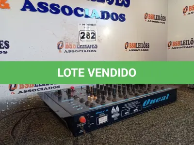 LOTE 282 - 01 MESA DE SOM ONEAL MODELO OMX-6. (NO ESTADO) ATENÇÃO! FAZER A VISITAÇÃO ANTES DE ARREMATAR, NÃO SABEMOS SE FUNCIONA. LEILÃO NÃO TEM GARANTIA E NEM DEVOLUÇÃO, SUJEITO A POSSÍVEIS AVARIAS VISÍVEIS/OCULTAS E/OU AUSÊNCIA DE COMPONENTES.