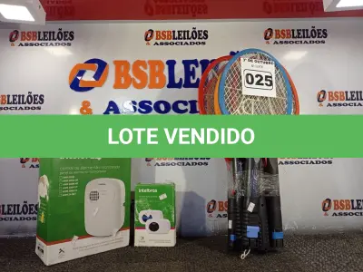 LOTE 025 - 01 CENTRAL, 01 TECLADO DE ALARME E 05 RAQUETES MATA MOSQUITO. (NO ESTADO) ATENÇÃO! FAZER A VISITAÇÃO ANTES DE ARREMATAR, NÃO SABEMOS SE FUNCIONA. LEILÃO NÃO TEM GARANTIA E NEM DEVOLUÇÃO, SUJEITO A POSSÍVEIS AVARIAS VISÍVEIS/OCULTAS E/OU AUSÊNCIA DE COMPONENTES.