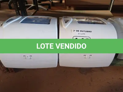 LOTE 143 - 02 DISPENSES PARA PAPEL TOALHA. (NO ESTADO) ATENÇÃO! FAZER A VISITAÇÃO ANTES DE ARREMATAR, NÃO SABEMOS SE FUNCIONA. LEILÃO NÃO TEM GARANTIA E NEM DEVOLUÇÃO, SUJEITO A POSSÍVEIS AVARIAS VISÍVEIS/OCULTAS E/OU AUSÊNCIA DE COMPONENTES.
