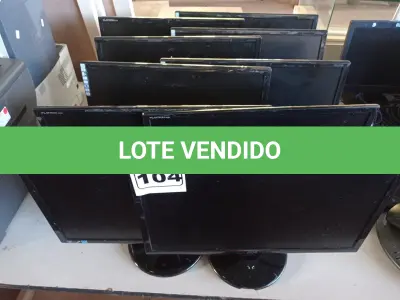 LOTE 104 - 10 MONITORES MARCAS E MODELOS DIVERSOS PARA RETIRADA DE PEÇAS. (NO ESTADO) ATENÇÃO! FAZER A VISITAÇÃO ANTES DE ARREMATAR, NÃO SABEMOS SE FUNCIONA. LEILÃO NÃO TEM GARANTIA E NEM DEVOLUÇÃO, SUJEITO A POSSÍVEIS AVARIAS VISÍVEIS/OCULTAS E/OU AUSÊNCIA DE COMPONENTES.