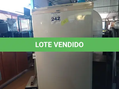LOTE 242 - 01 GELADEIRA MARCA CÔNSUL 220V. (NO ESTADO) ATENÇÃO! FAZER A VISITAÇÃO ANTES DE ARREMATAR, NÃO SABEMOS SE FUNCIONA. LEILÃO NÃO TEM GARANTIA E NEM DEVOLUÇÃO, SUJEITO A POSSÍVEIS AVARIAS VISÍVEIS/OCULTAS E/OU AUSÊNCIA DE COMPONENTES.