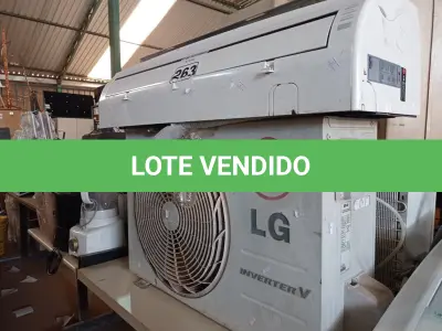 LOTE 263 - 01 AR-CONDICIONADO MARCA LG 12.000BTU. (NO ESTADO) ATENÇÃO! FAZER A VISITAÇÃO ANTES DE ARREMATAR, NÃO SABEMOS SE FUNCIONA. LEILÃO NÃO TEM GARANTIA E NEM DEVOLUÇÃO, SUJEITO A POSSÍVEIS AVARIAS VISÍVEIS/OCULTAS E/OU AUSÊNCIA DE COMPONENTES.