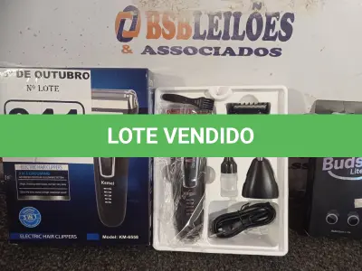 LOTE 041 - 01 MÁQUINA DE CORTAR CABELO 3X1 E 01 FONE DE OUVIDO BLUETOOTH. (NO ESTADO) ATENÇÃO! FAZER A VISITAÇÃO ANTES DE ARREMATAR, NÃO SABEMOS SE FUNCIONA. LEILÃO NÃO TEM GARANTIA E NEM DEVOLUÇÃO, SUJEITO A POSSÍVEIS AVARIAS VISÍVEIS/OCULTAS E/OU AUSÊNCIA DE COMPONENTES.